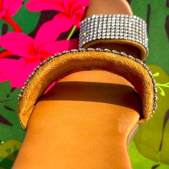 Brand New Madden Girl Rhinestone Large Strap Slides Sparkly Bling Sandals - Picture 12 of 15